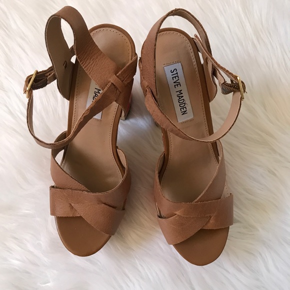 SOLD STEVE MADDEN Chunky Platforms - Picture 4 of 8